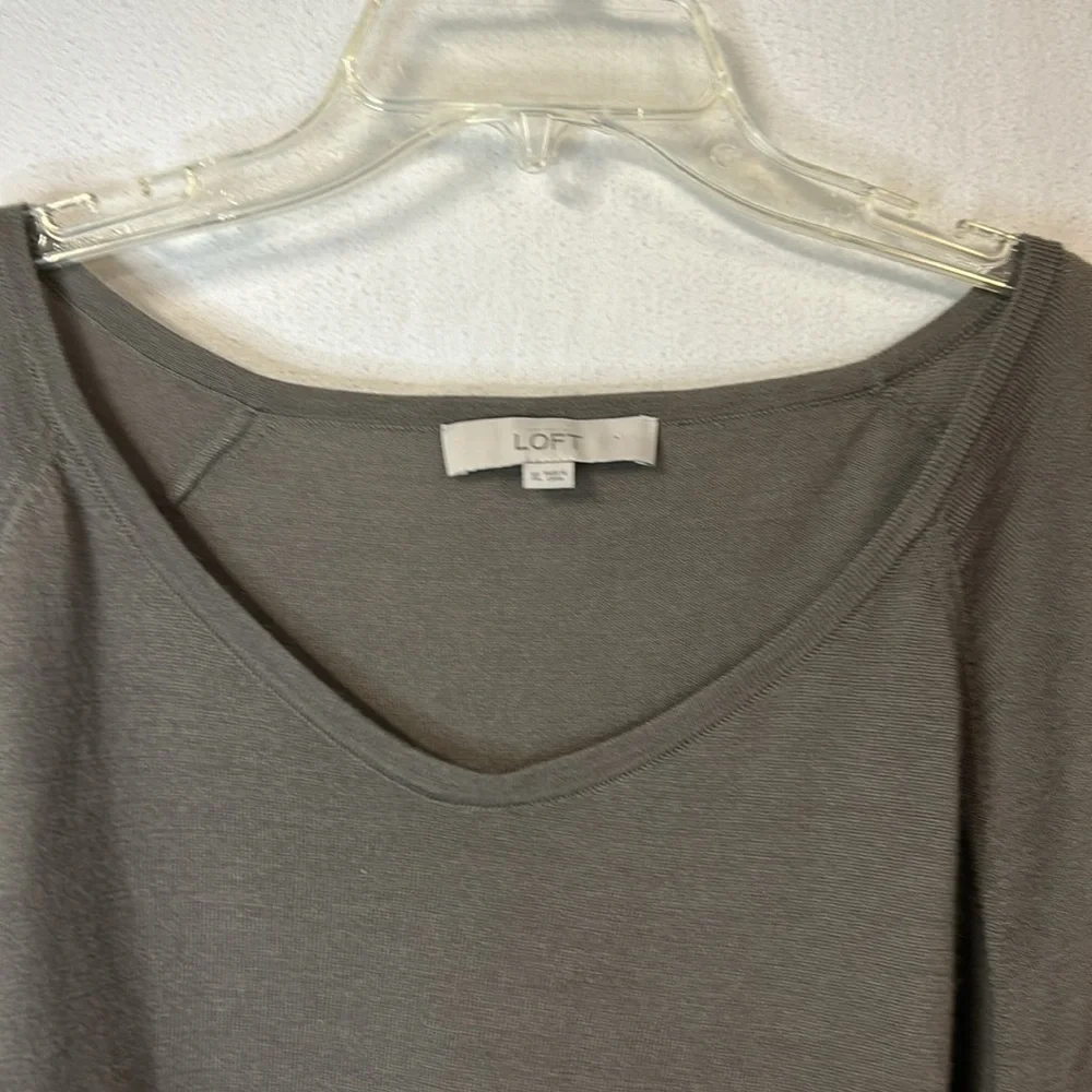 LOFT Women’s Sweater Size XL Lightweight Taupe 3/4 Sleeve Boatneck